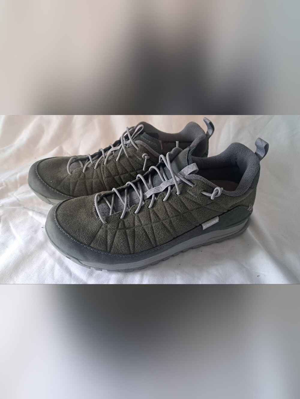 Women's Oboz Jeanette Low Size 8.5 Wide